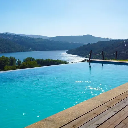 Casas De Gondarem By The Douro Valley