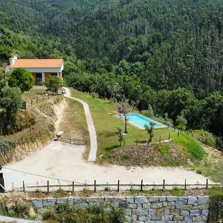 Nyaraló Casas De Gondarem By The Douro Valley *
