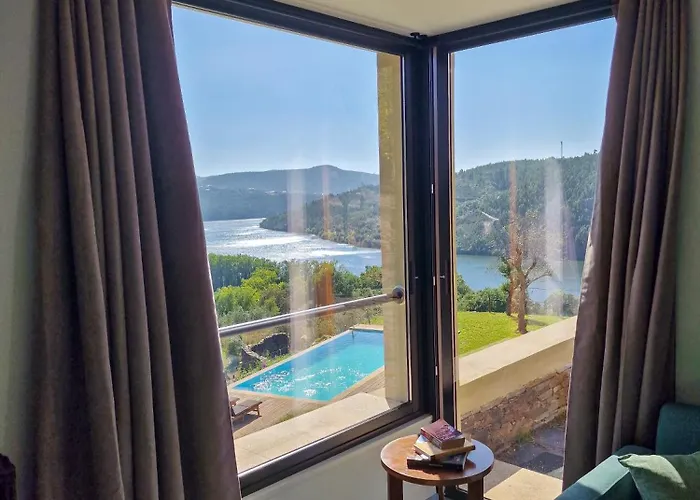 Casas De Gondarem By The Douro Valley *